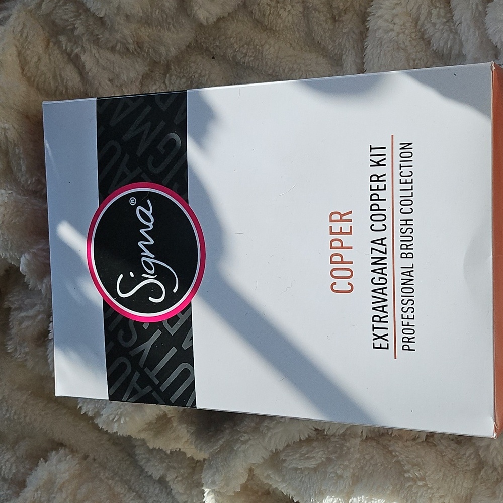 Sigma Extravaganza copper brushes set